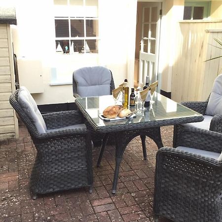 7 Charles Street Villa Dartmouth Eksteriør billede